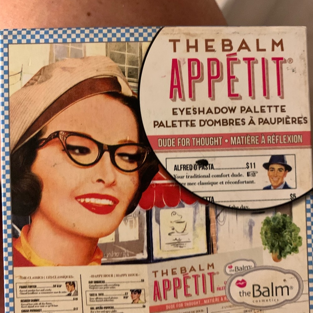 Eyeshadow palette